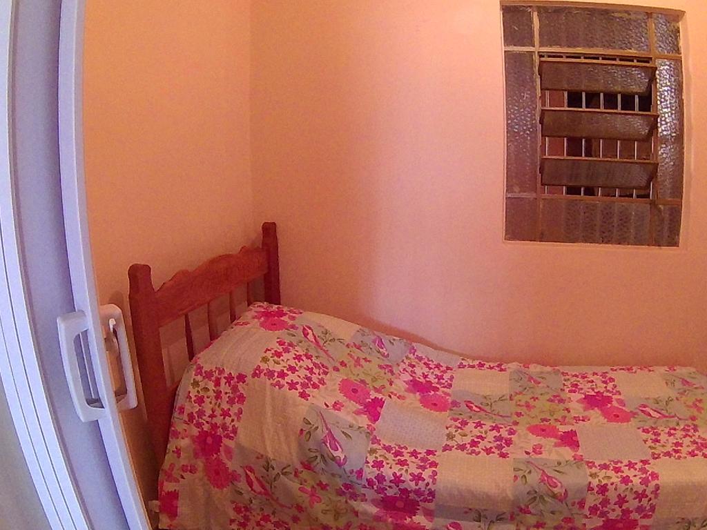 Casa Para Temporada Da Vo Cida Olímpia Pokoj fotografie
